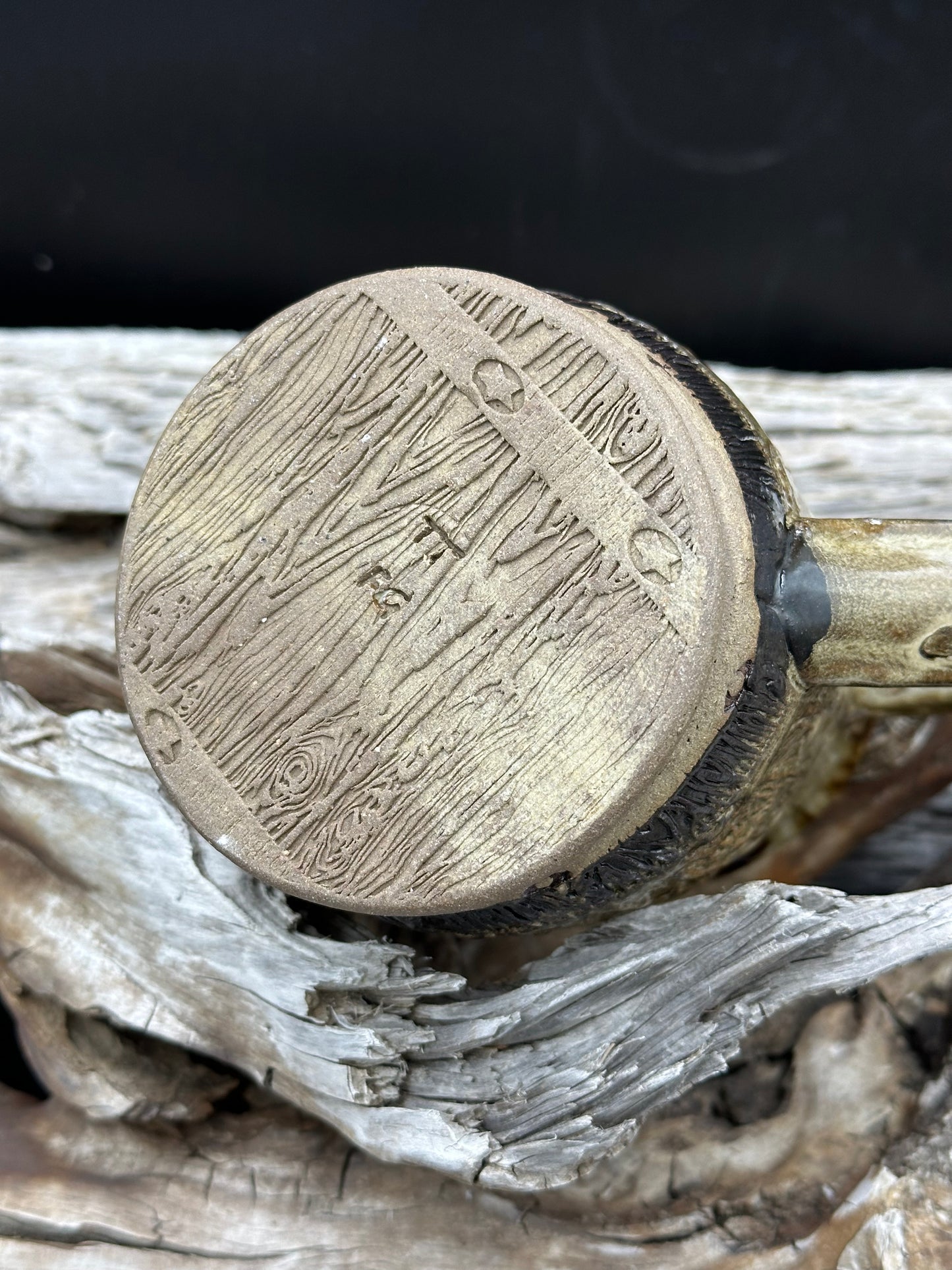 Ivory Washed Barrel Textured Mug approximately 20 ounces (M0107)