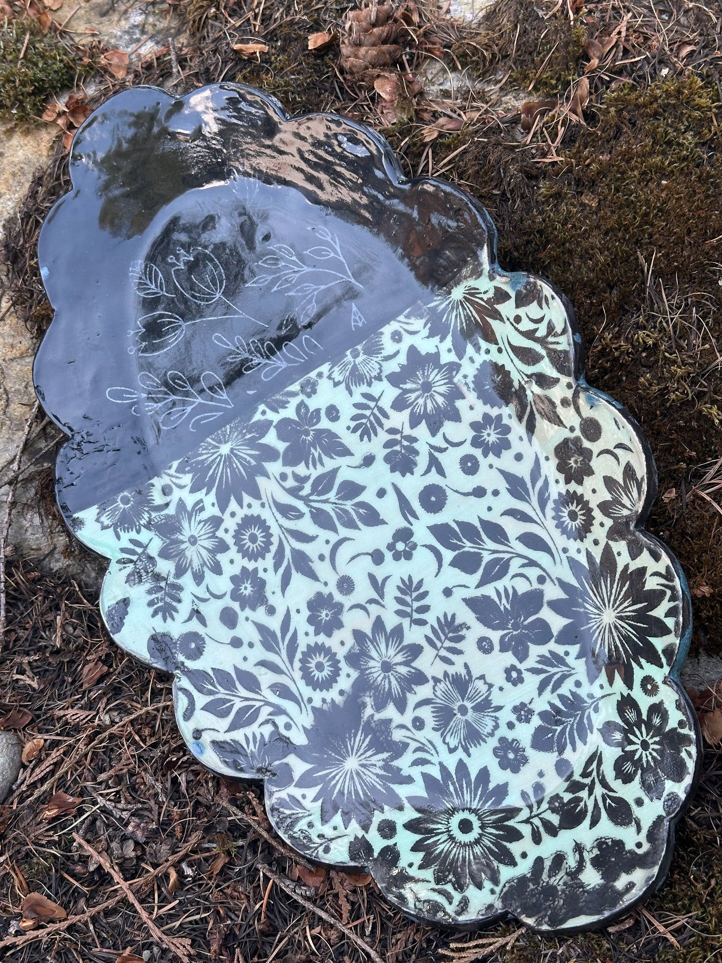 Ruffled oval aqua and black floral silkscreen pottery tray