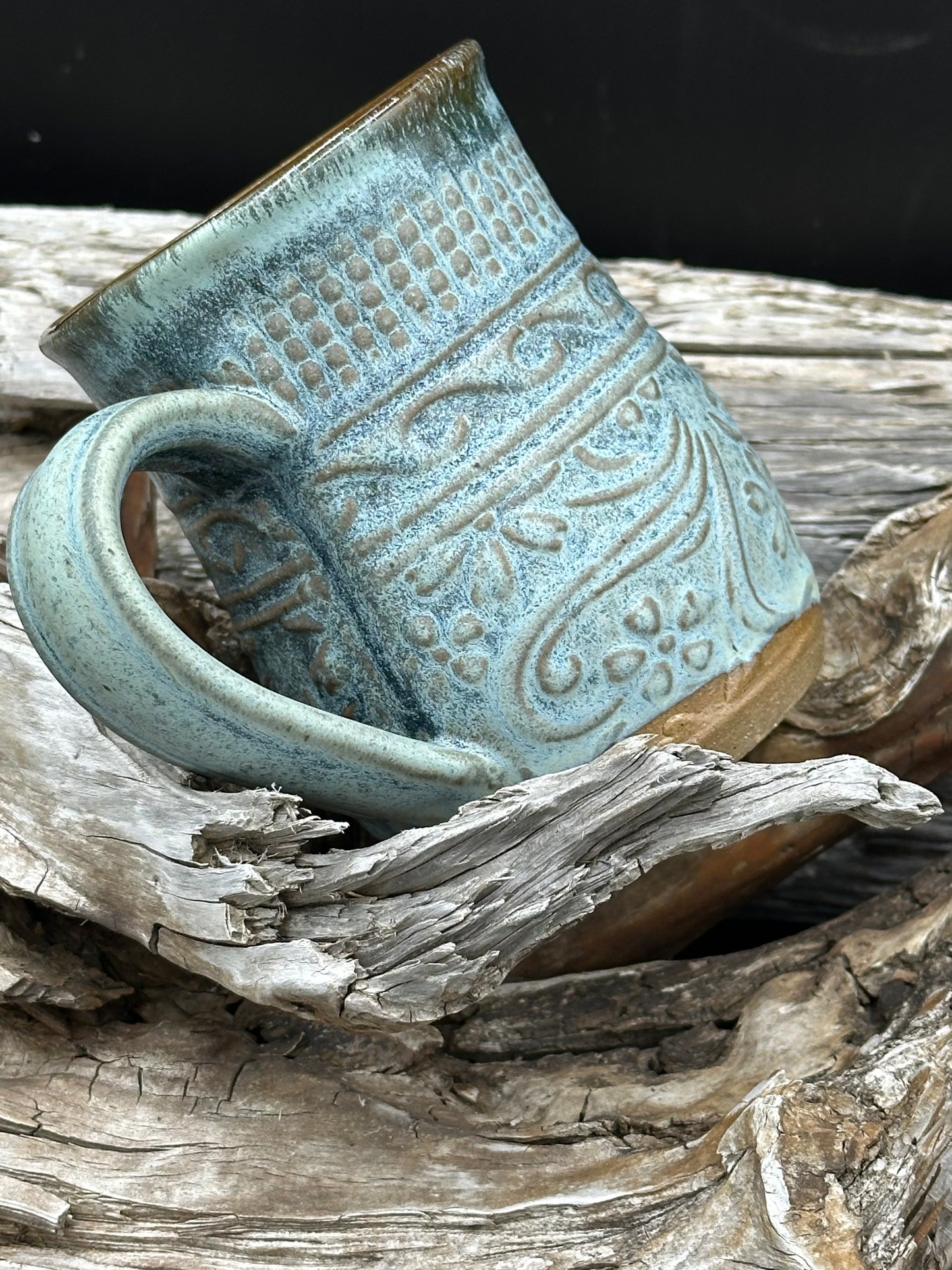 Ice Blue Textured Pottery Mug/Cup approximately 16 ounces (M0111)