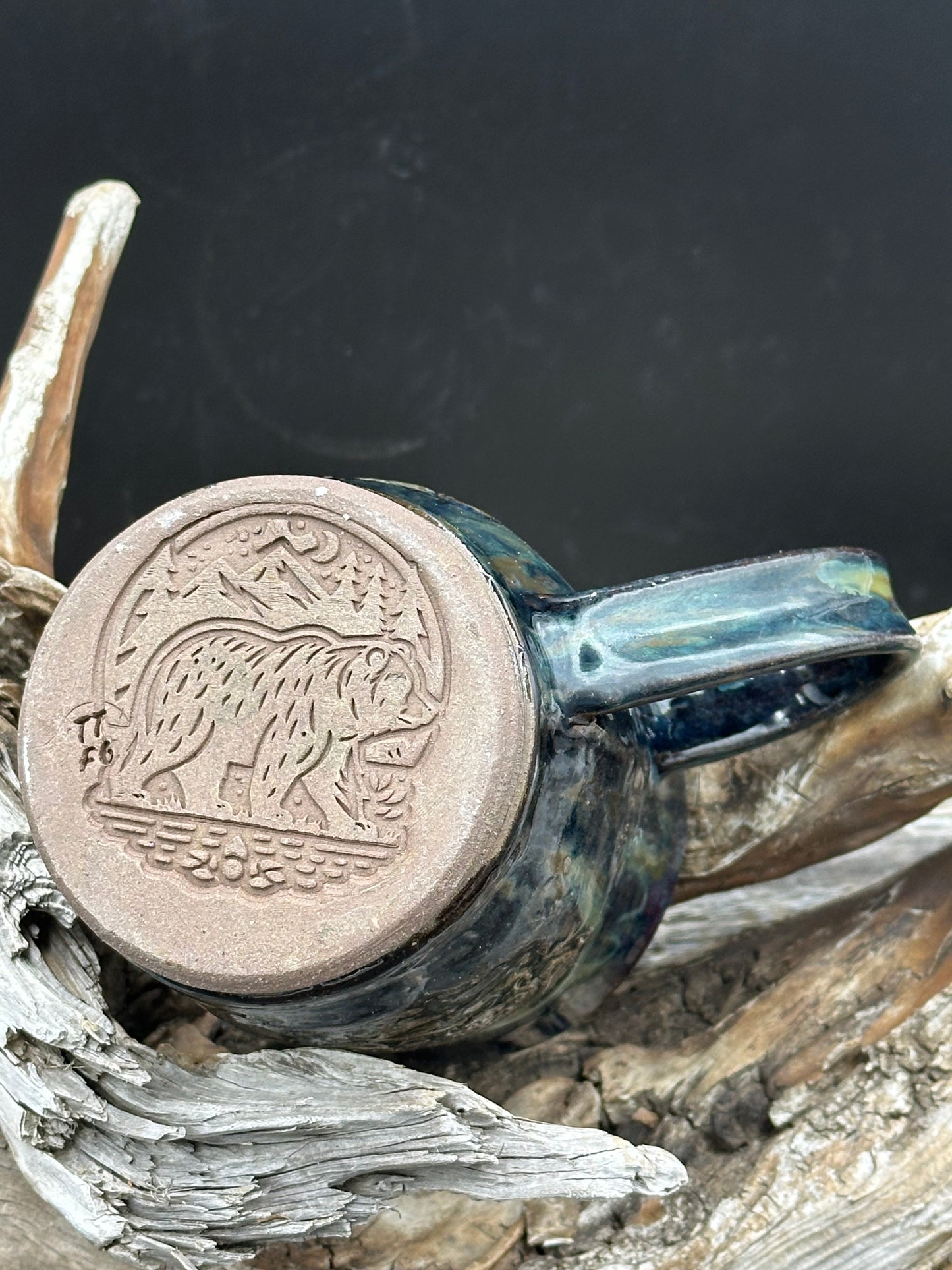 Bear in the Woods Pottery Mug/Cup (M0126) approximately 16 ounces