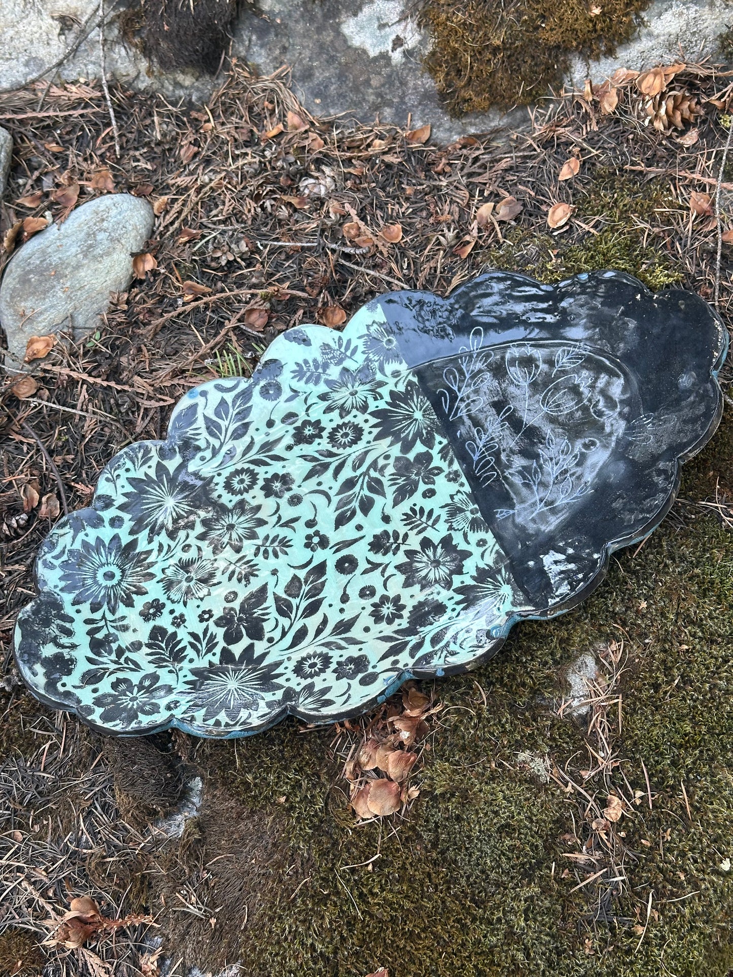 Ruffled oval aqua and black floral silkscreen pottery tray