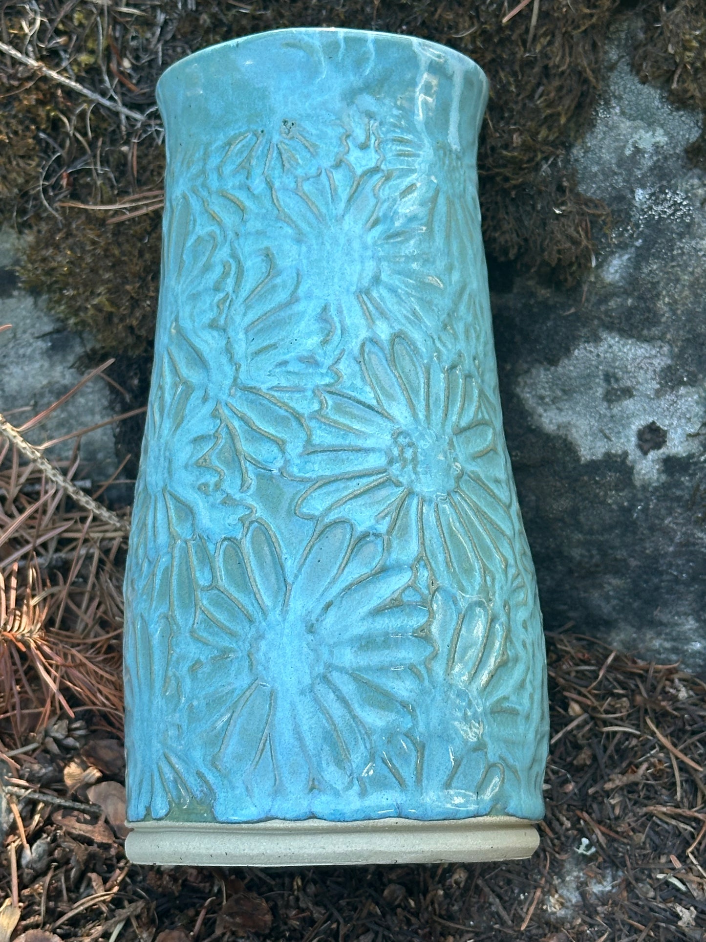 Turquoise Textured Daisy Vase (250014)