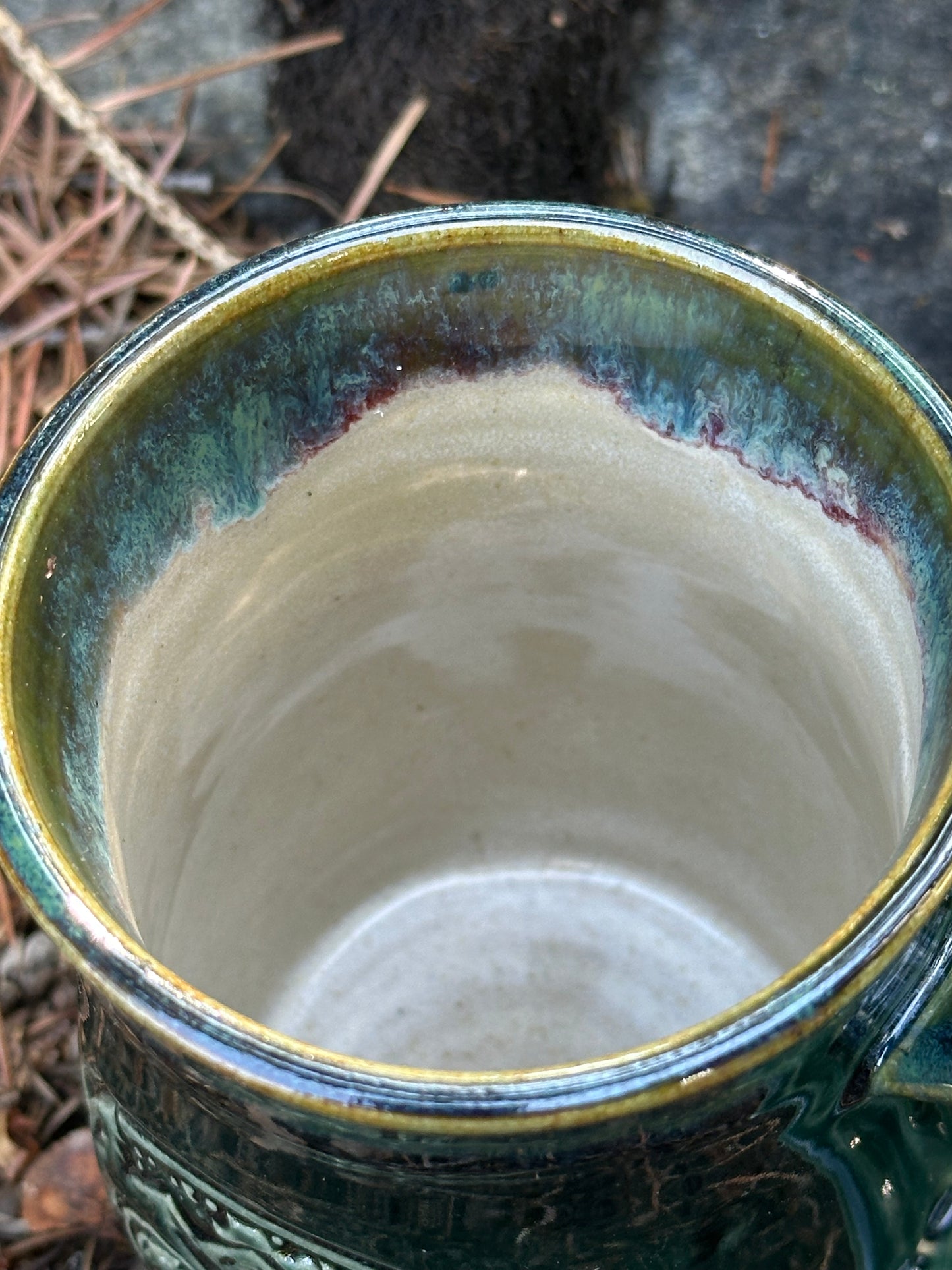 Green Bear in the Woods Pottery/Ceramic Mug approx. 16 oz. (250010)
