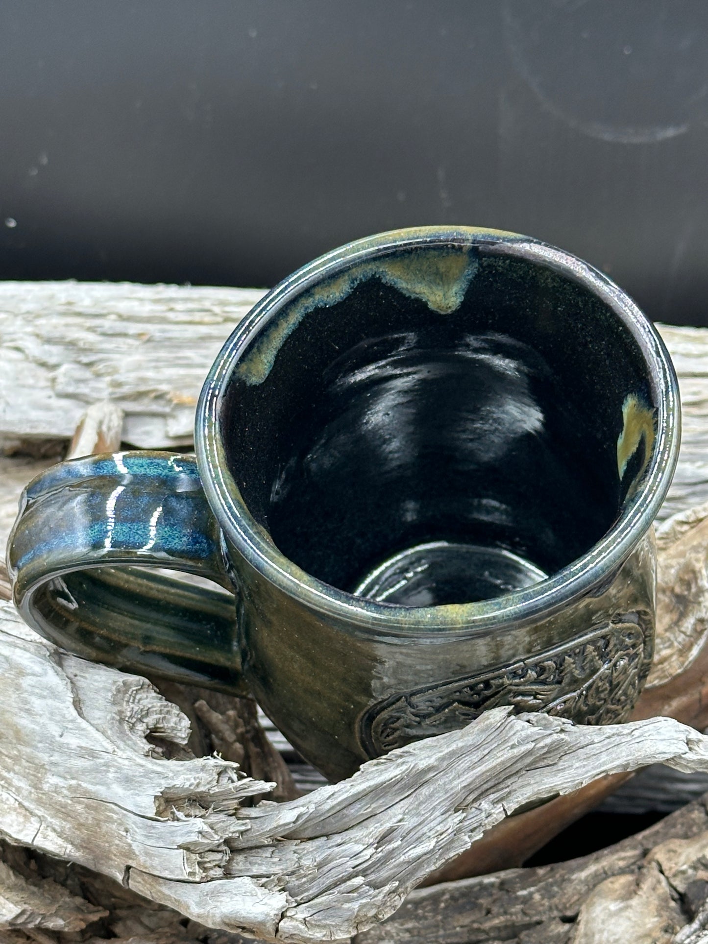 Bear in the Woods Dark Mottled Green Pottery Mug/Cup approximately 16 ounces (M0112)
