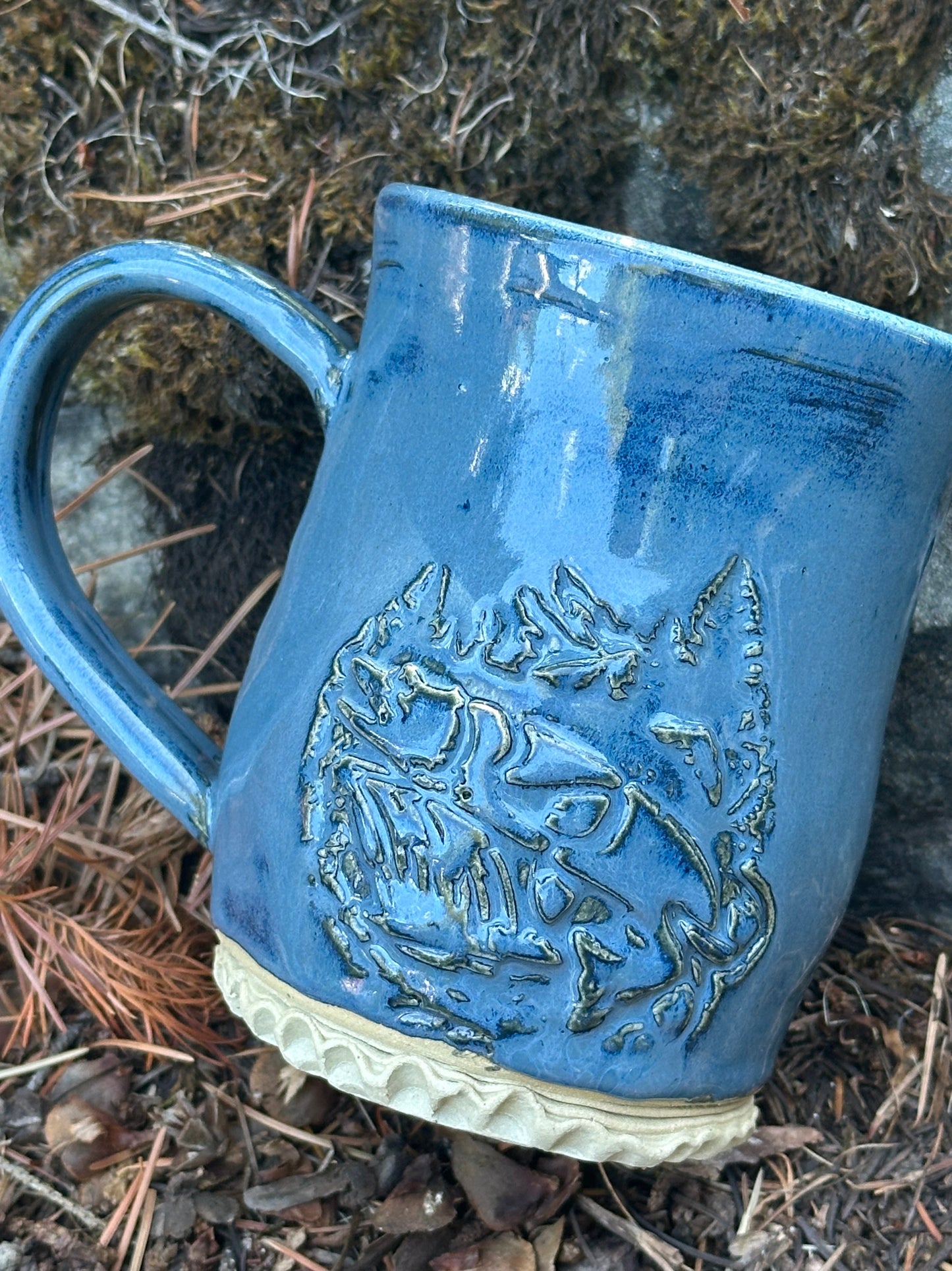 Variegated Blue Trout Fish Jumping Pottery/Ceramic Mug approx. 16 oz. (250003)