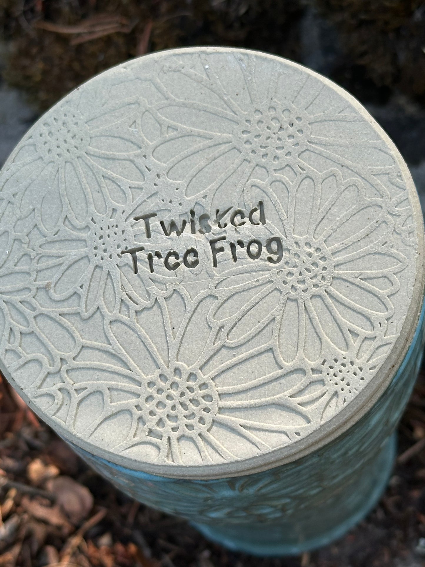 Turquoise Textured Daisy Vase (250014)