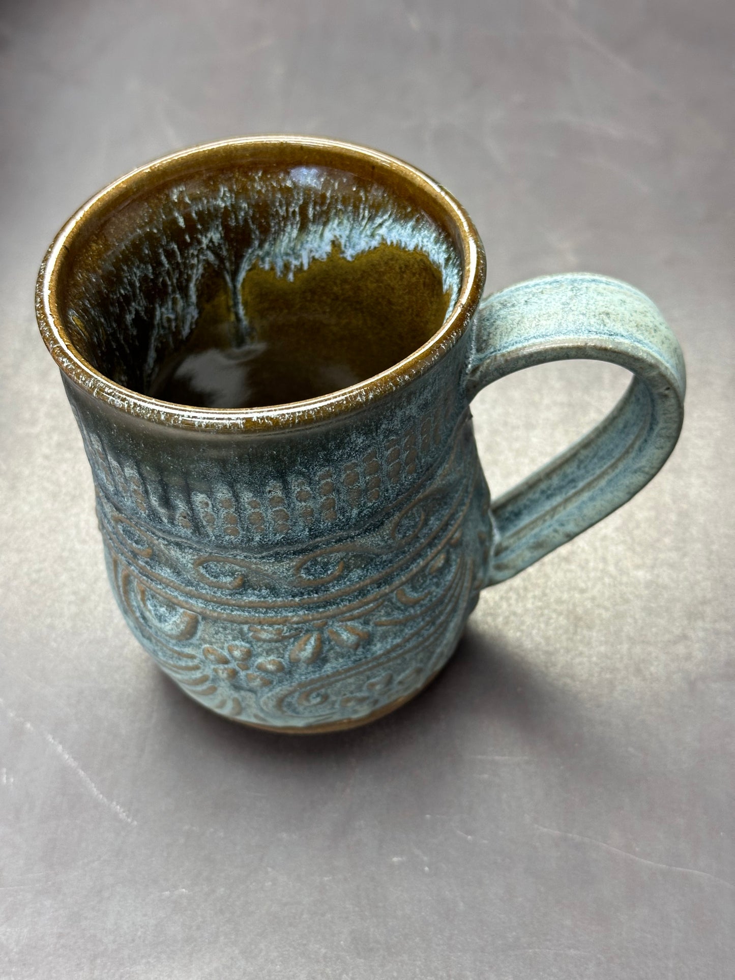 Ice Blue Textured Pottery Mug/Cup approximately 16 ounces (M0111)