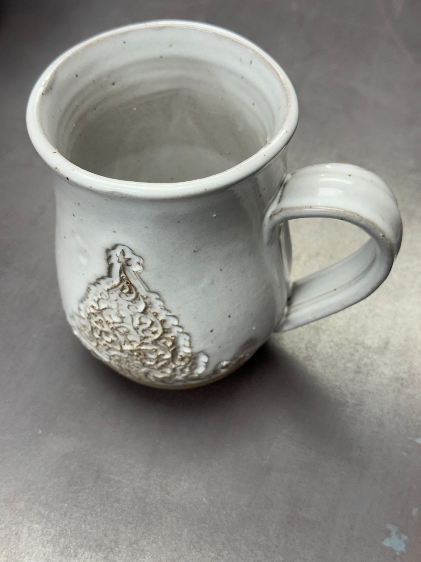 White Hand Built Textured Christmas Tree Mug approximately 16 ounces (M0110)