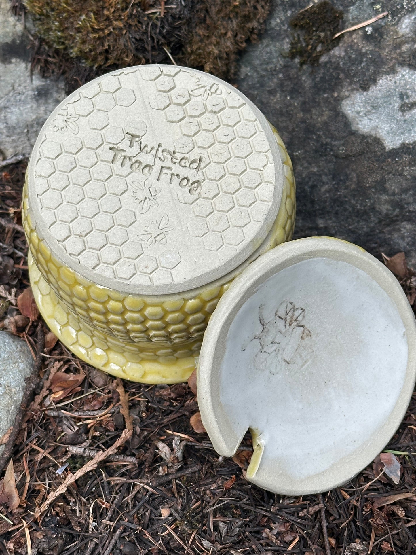 Handmade Pottery Honey Pot - Golden Drippy Honey (approx. 1 cup)