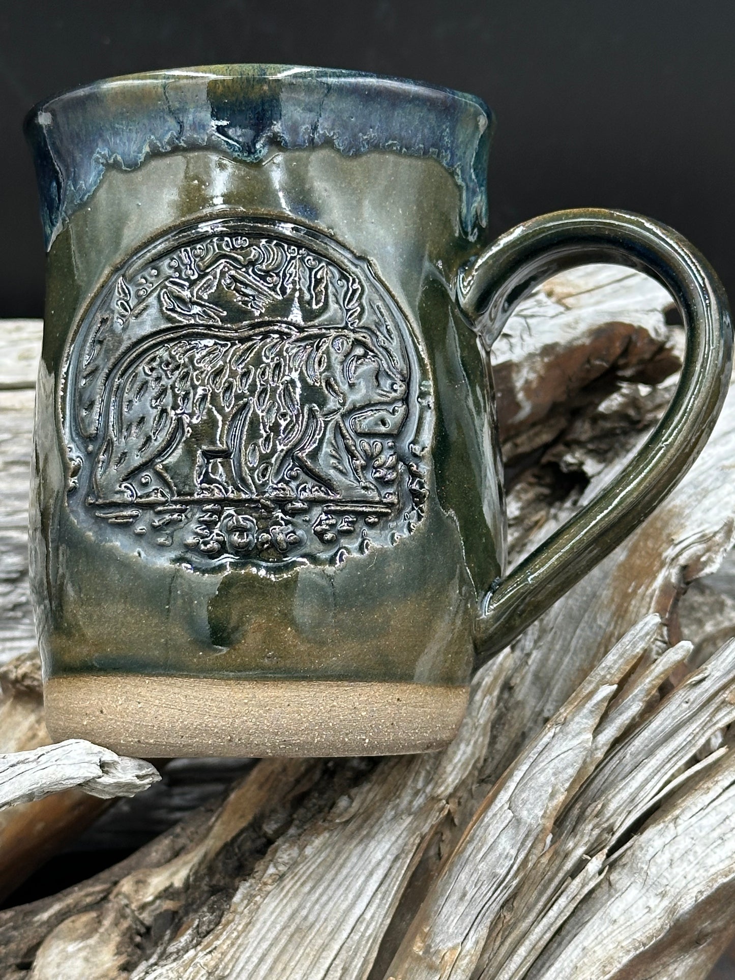 Bear in the Woods Dark Mottled Green Pottery Mug/Cup approximately 16 ounces (M0112)