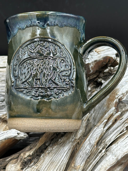 Bear in the Woods Dark Mottled Green Pottery Mug/Cup approximately 16 ounces (M0112)