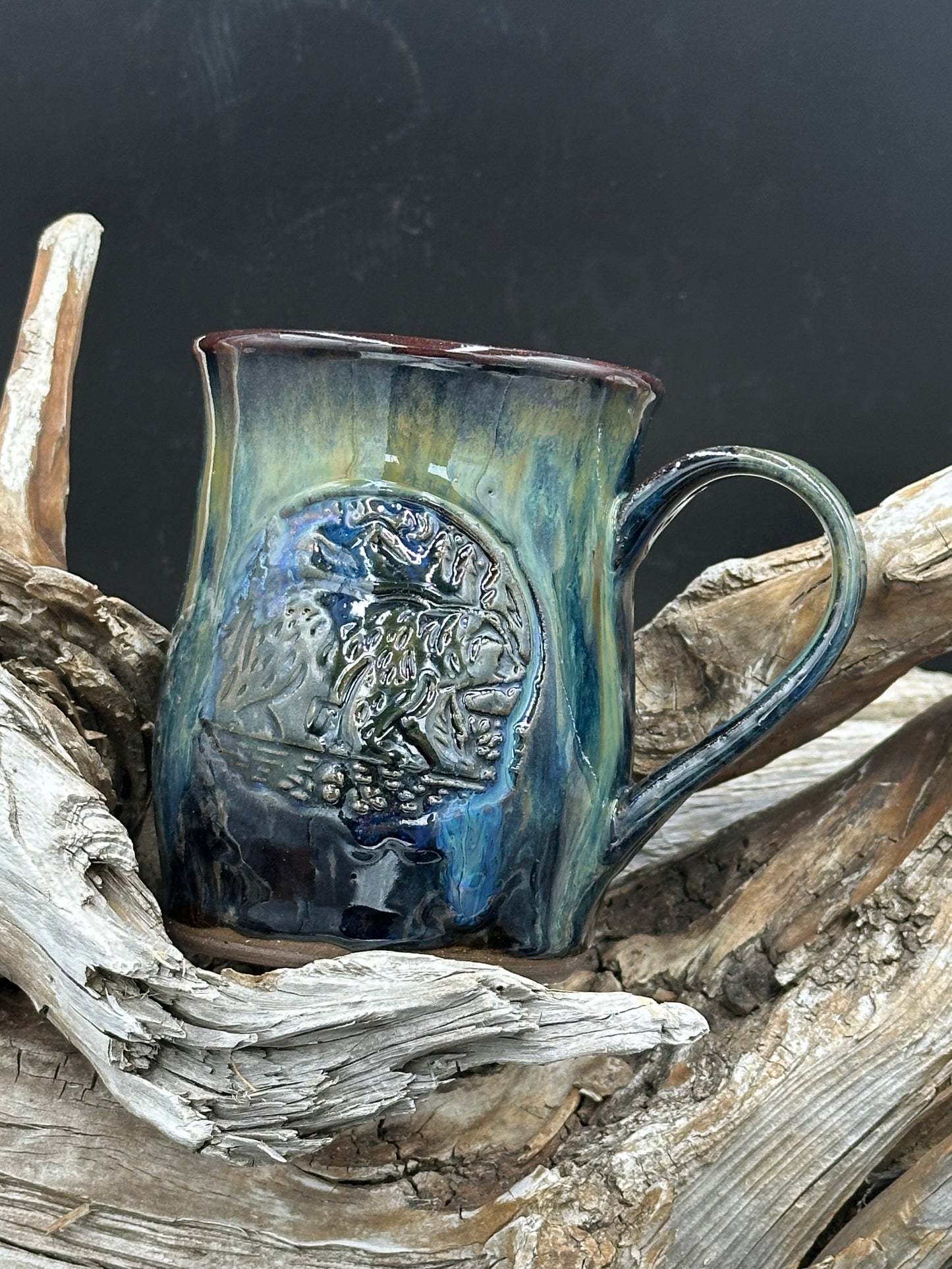 Bear in the Woods Pottery Mug/Cup (M0125) approximately 16 ounces