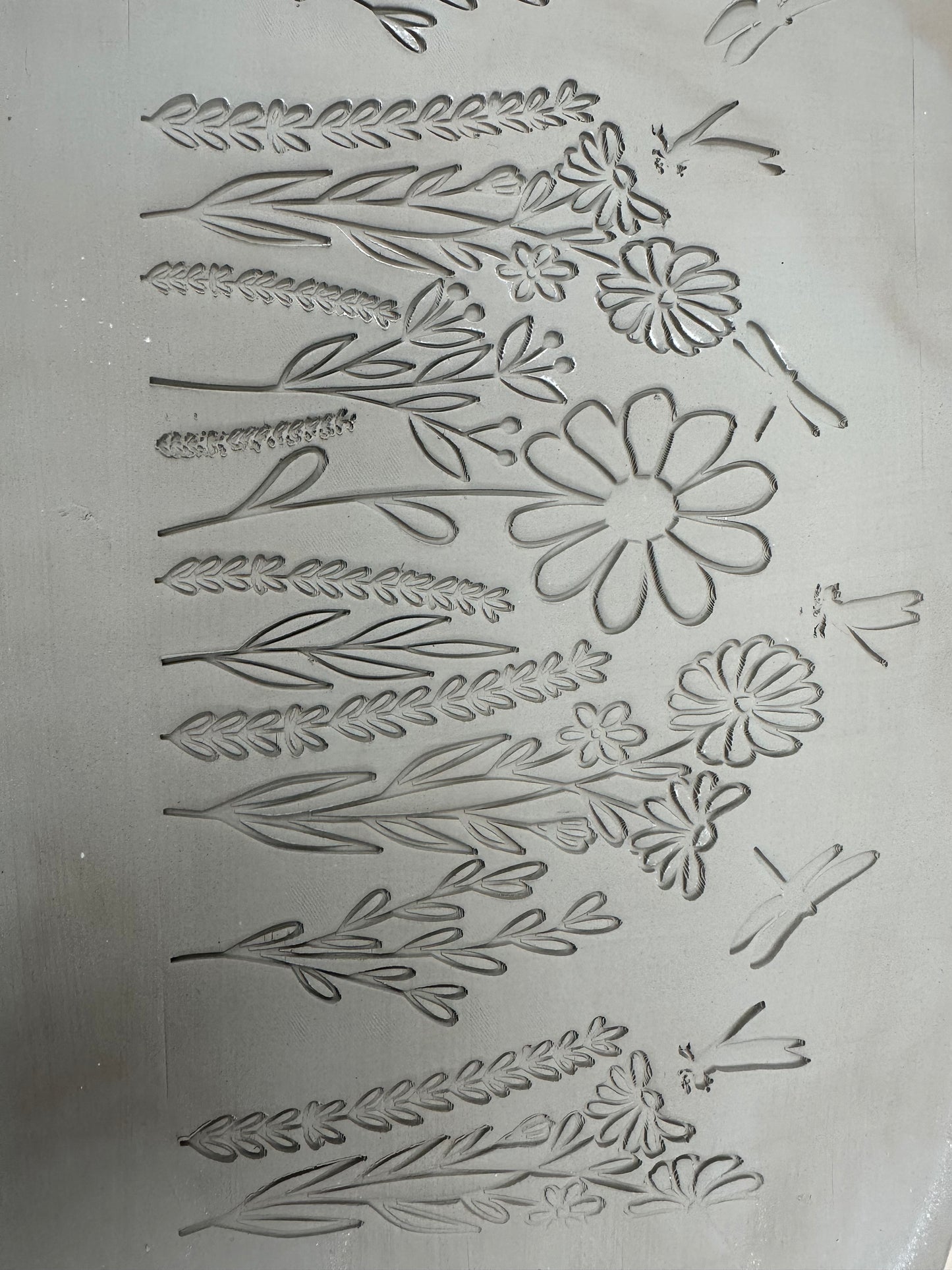 Wildflowers and Dragonflies Texture Roller