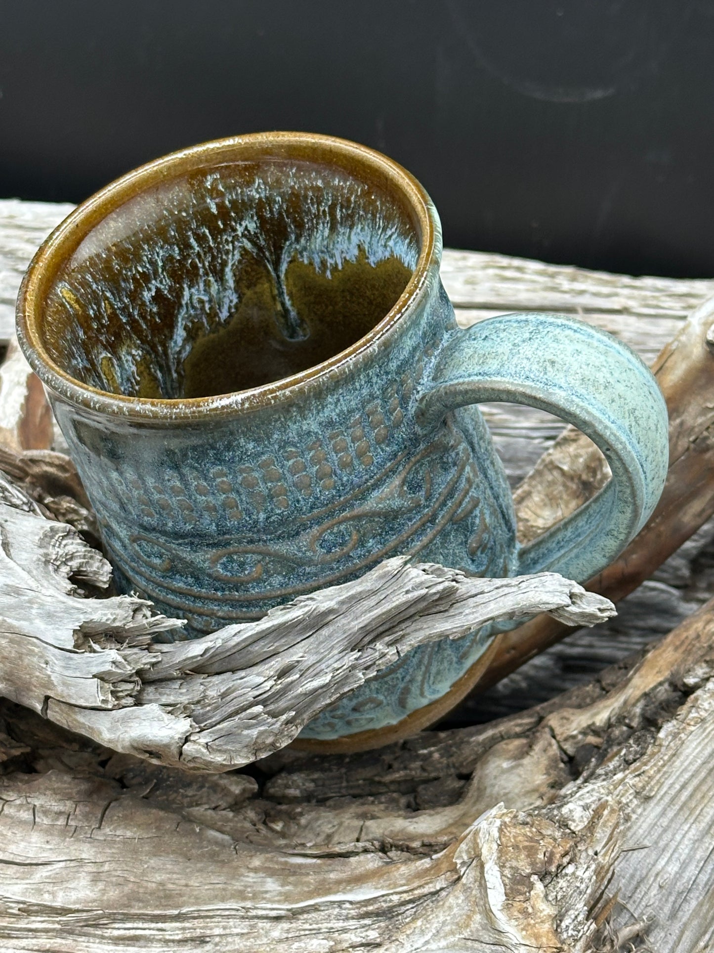 Ice Blue Textured Pottery Mug/Cup approximately 16 ounces (M0111)