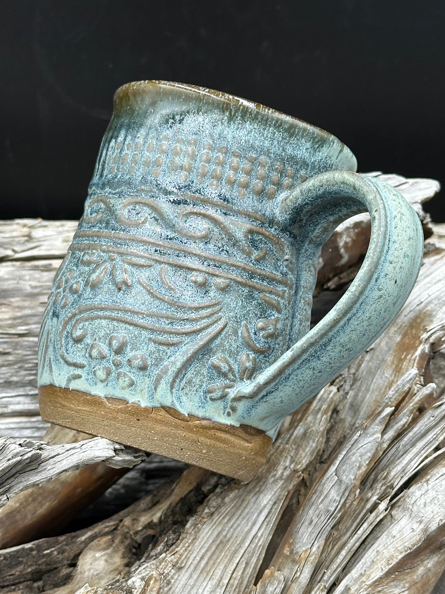 Ice Blue Textured Pottery Mug/Cup approximately 16 ounces (M0111)