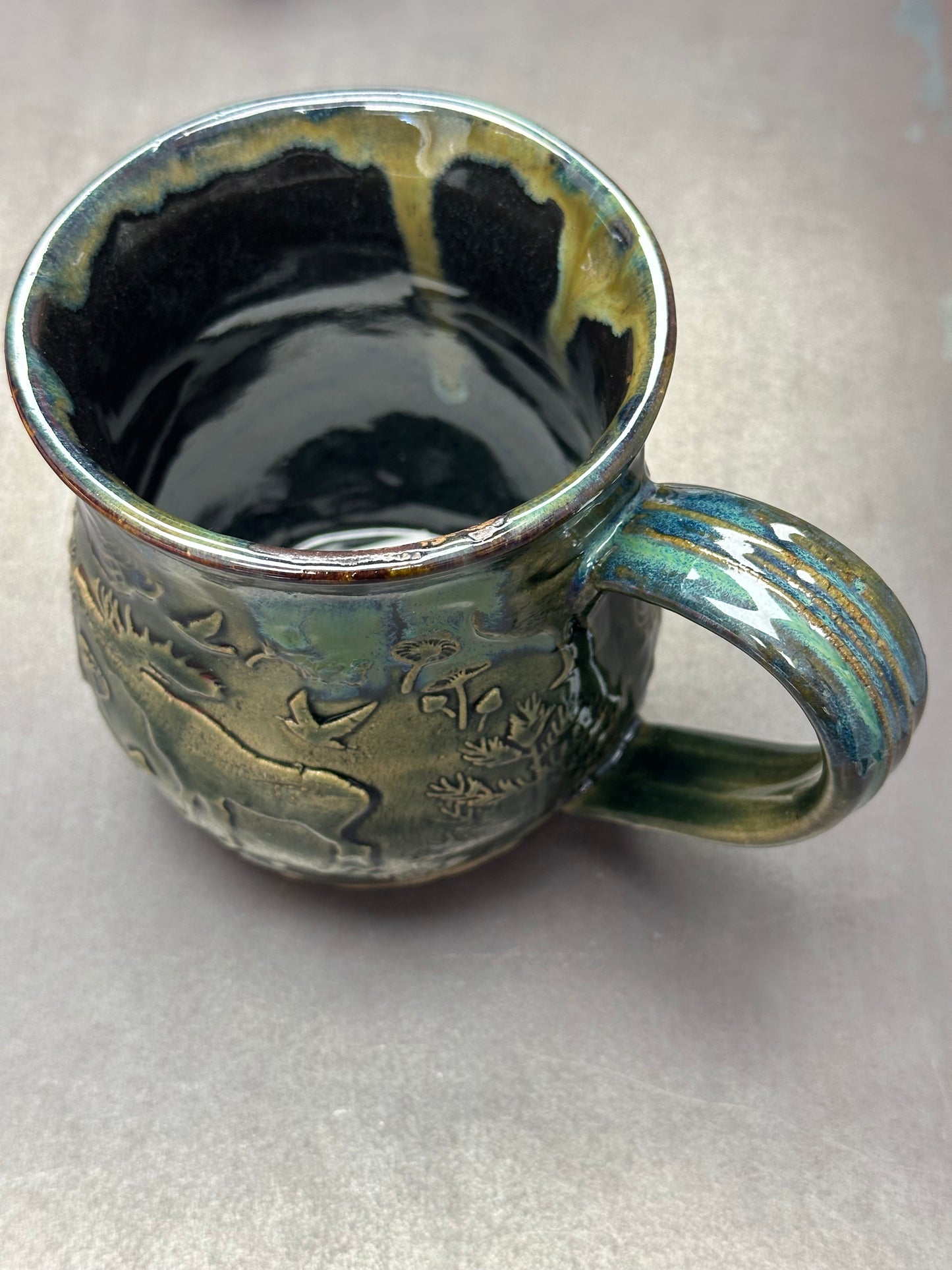 Outdoor Forest Scene Green Pottery Mug approximately 16 ounces (M0104)