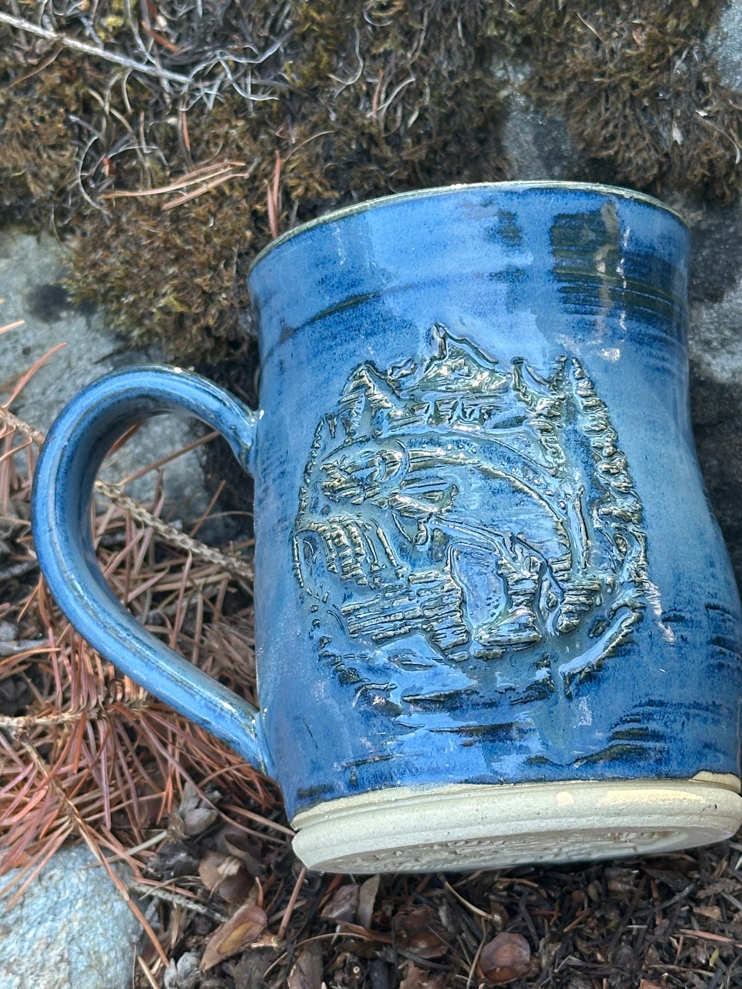 Variegated Blue Trout Fish Jumping Pottery/Ceramic Mug approx. 16 oz. (250009)