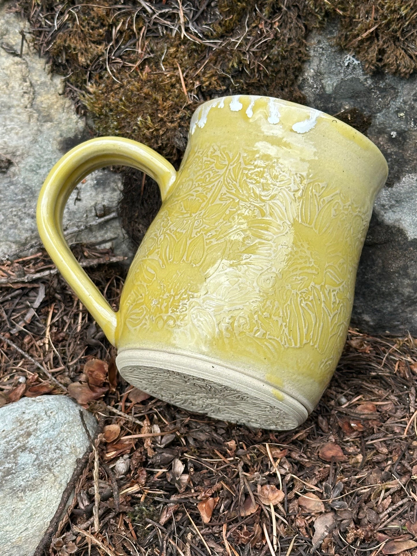 Handmade Pottery Mug with Subtle Sunflower Texture in Buttercup Yellow (approx. 16 ounces)